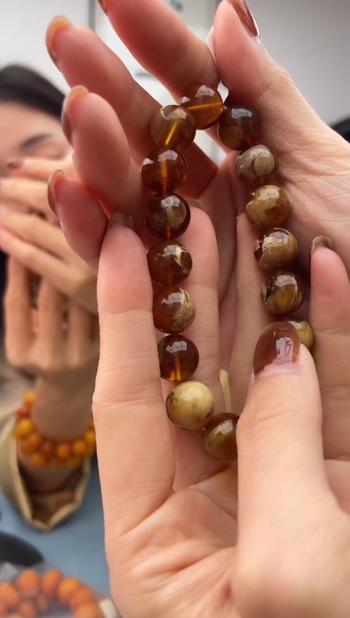 【闪购商品】琥珀珠宝奇石未镶嵌015，假一罚十