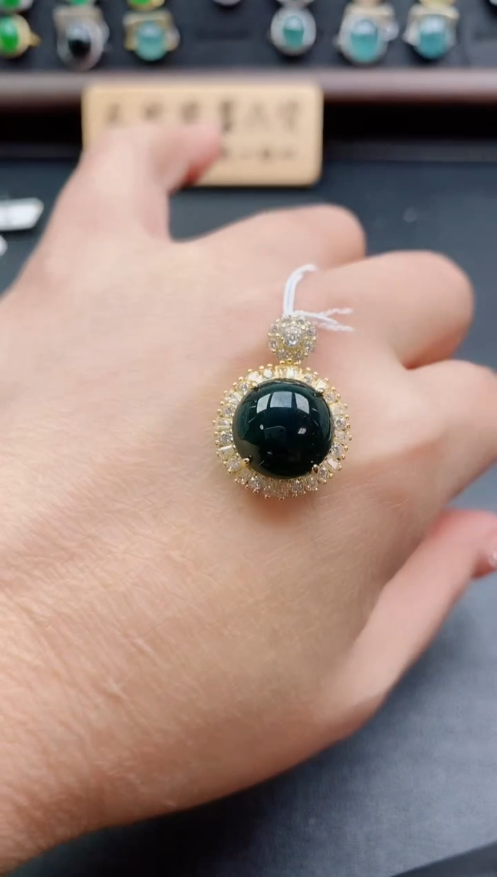 吊坠(赠链)银S925镶嵌翡翠1