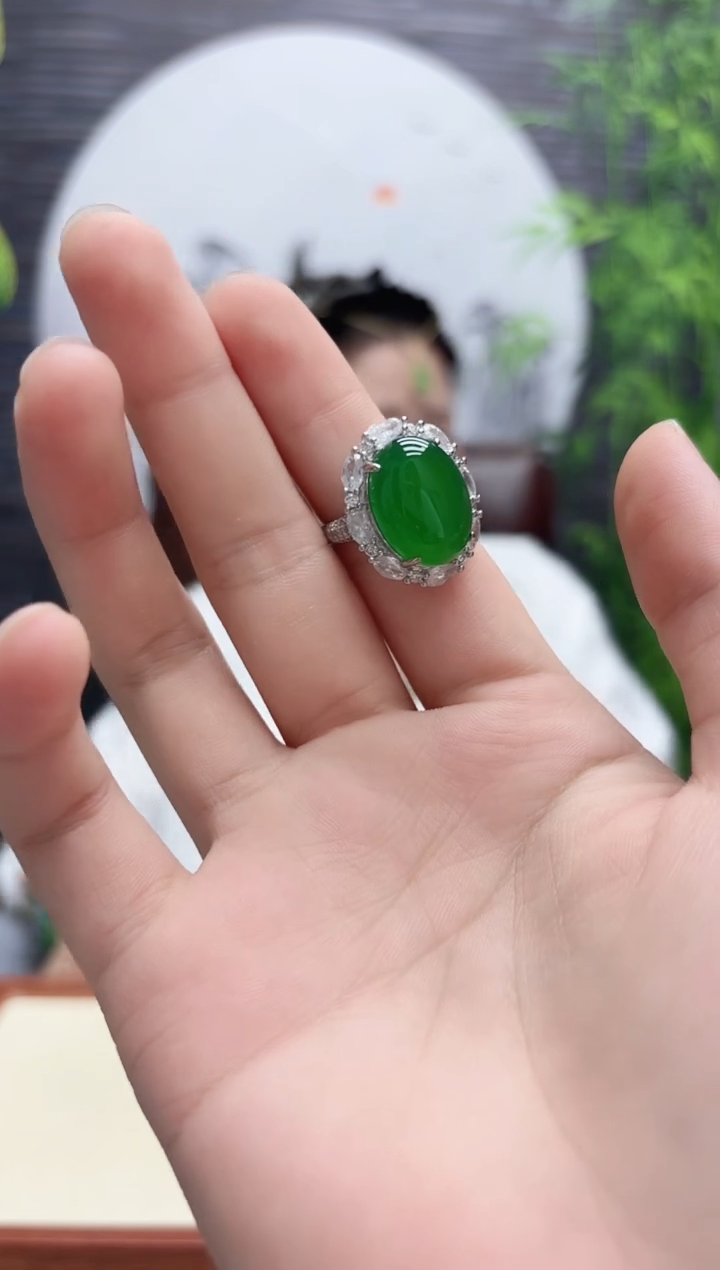 翡翠戒指银S925镶嵌太阳花戒指