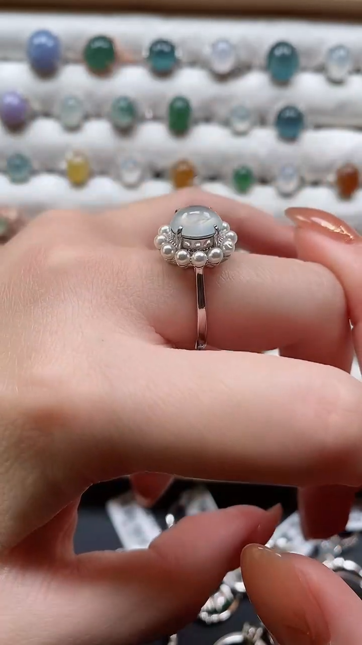 【闪购商品】翡翠戒指银S925镶嵌一物一证一礼盒