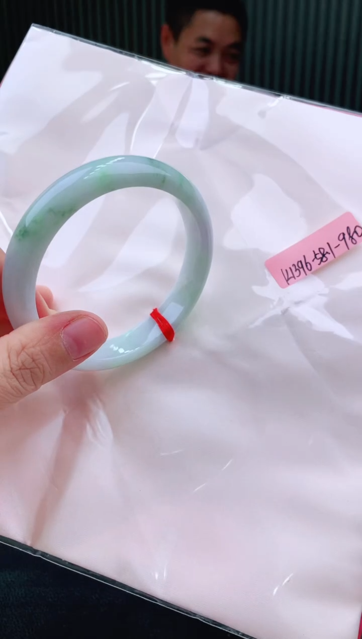 未镶嵌手镯翡翠58