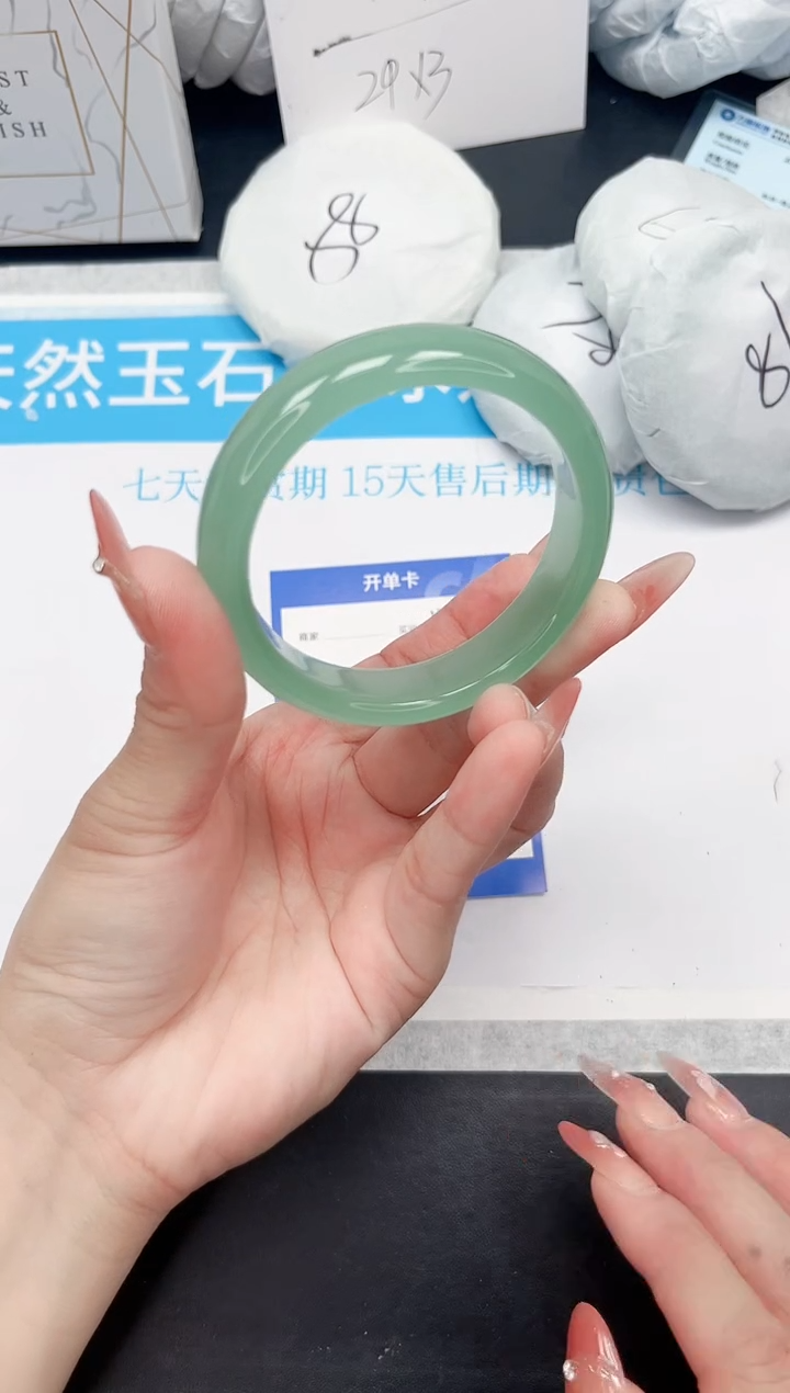 手镯石英质玉未镶嵌131-55