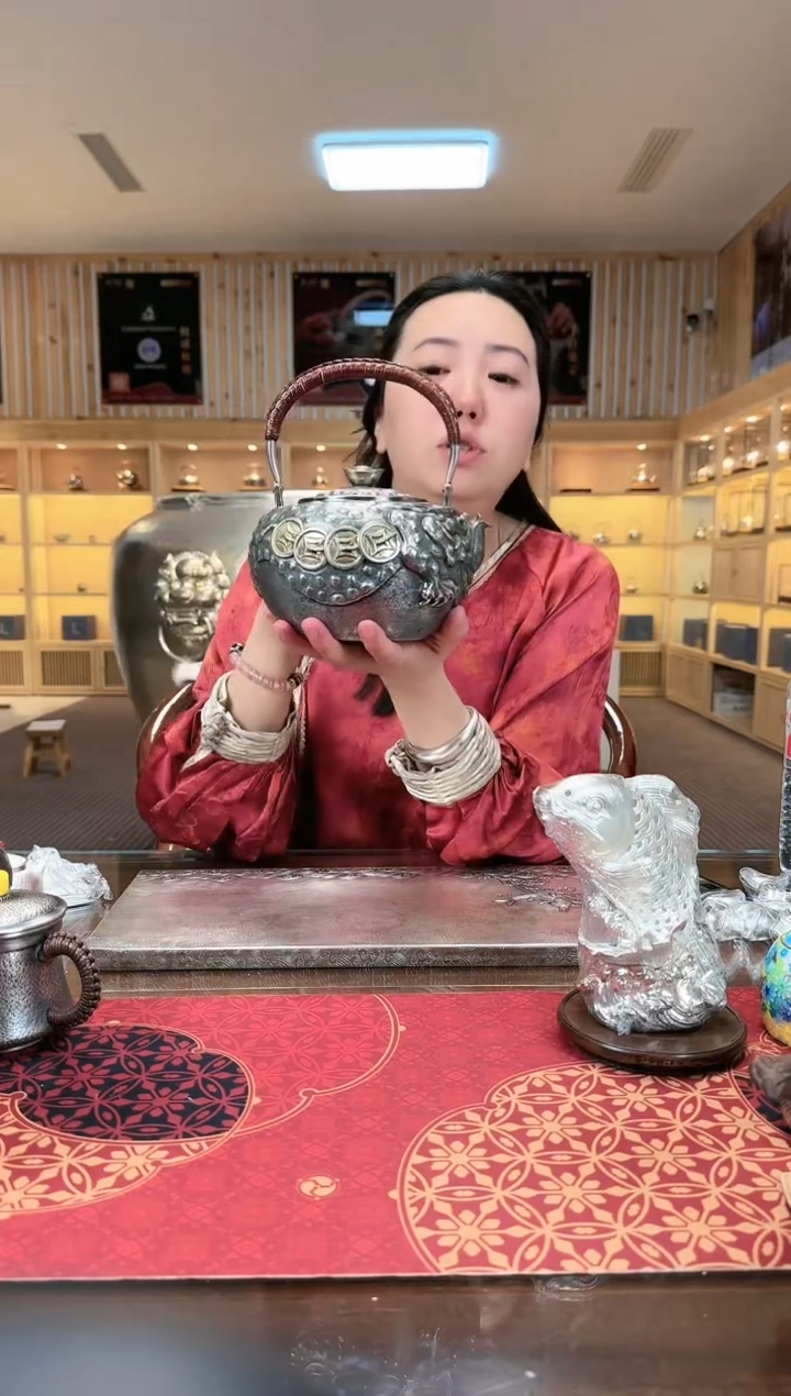 【闪购商品】足银999三足金蟾提梁烧水壶