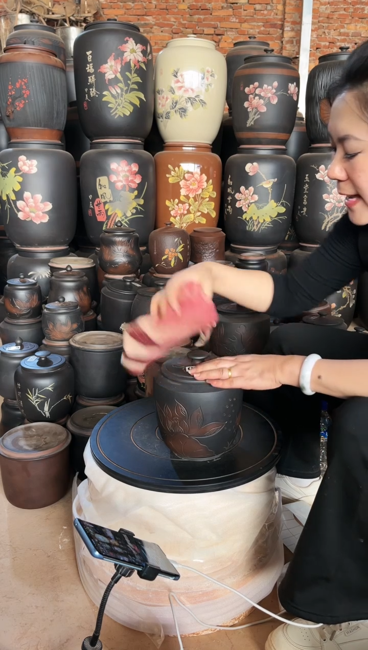 【闪购商品】壶瑕疵茶叶罐 方尖荷花 010 