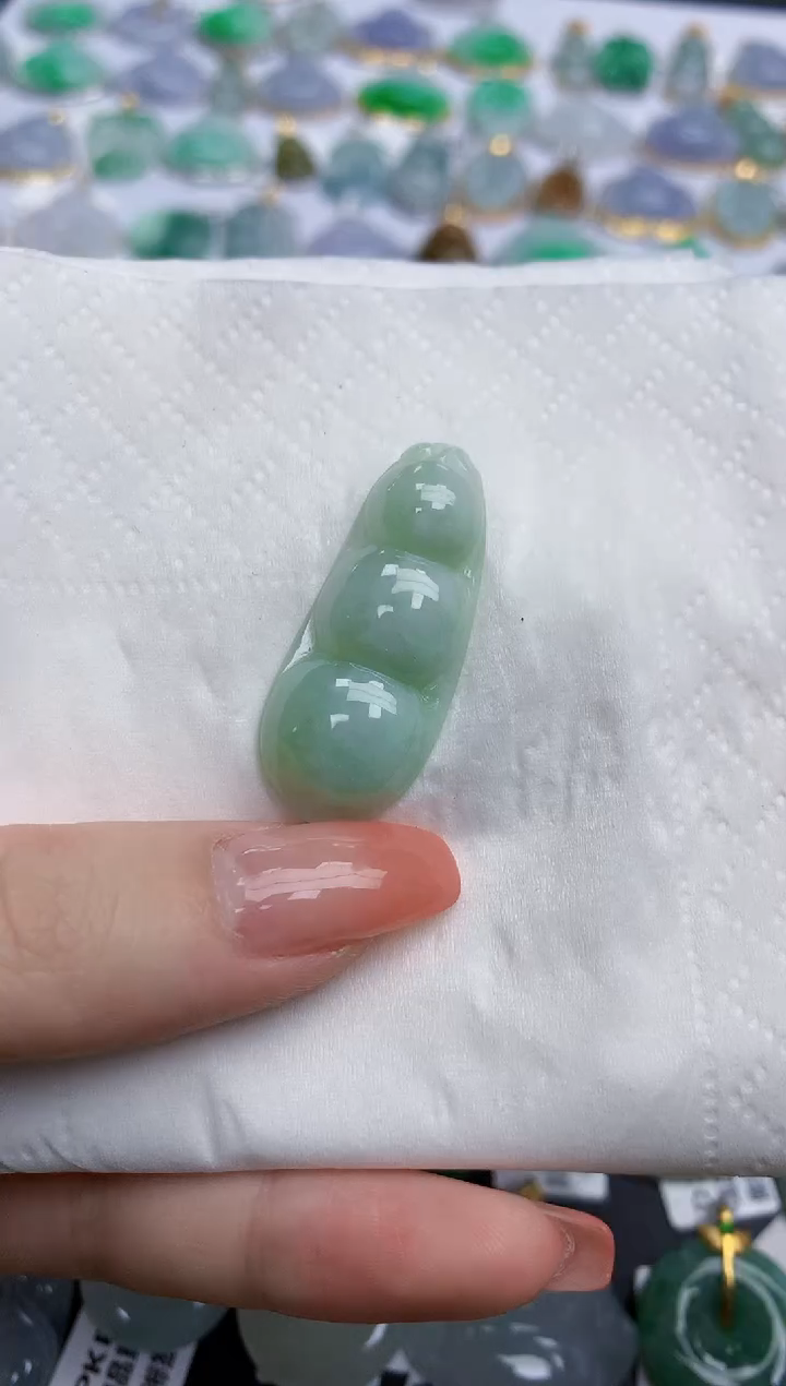 【闪购商品】翡翠颈饰未镶嵌天然缅甸翡翠A货