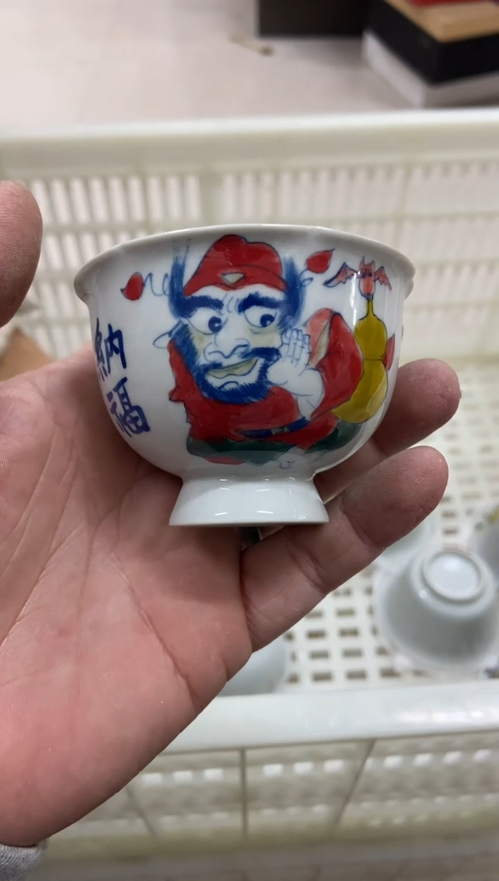 无运费险有瑕疵的摄影的产品有使用过的痕迹有点脏介意勿拍