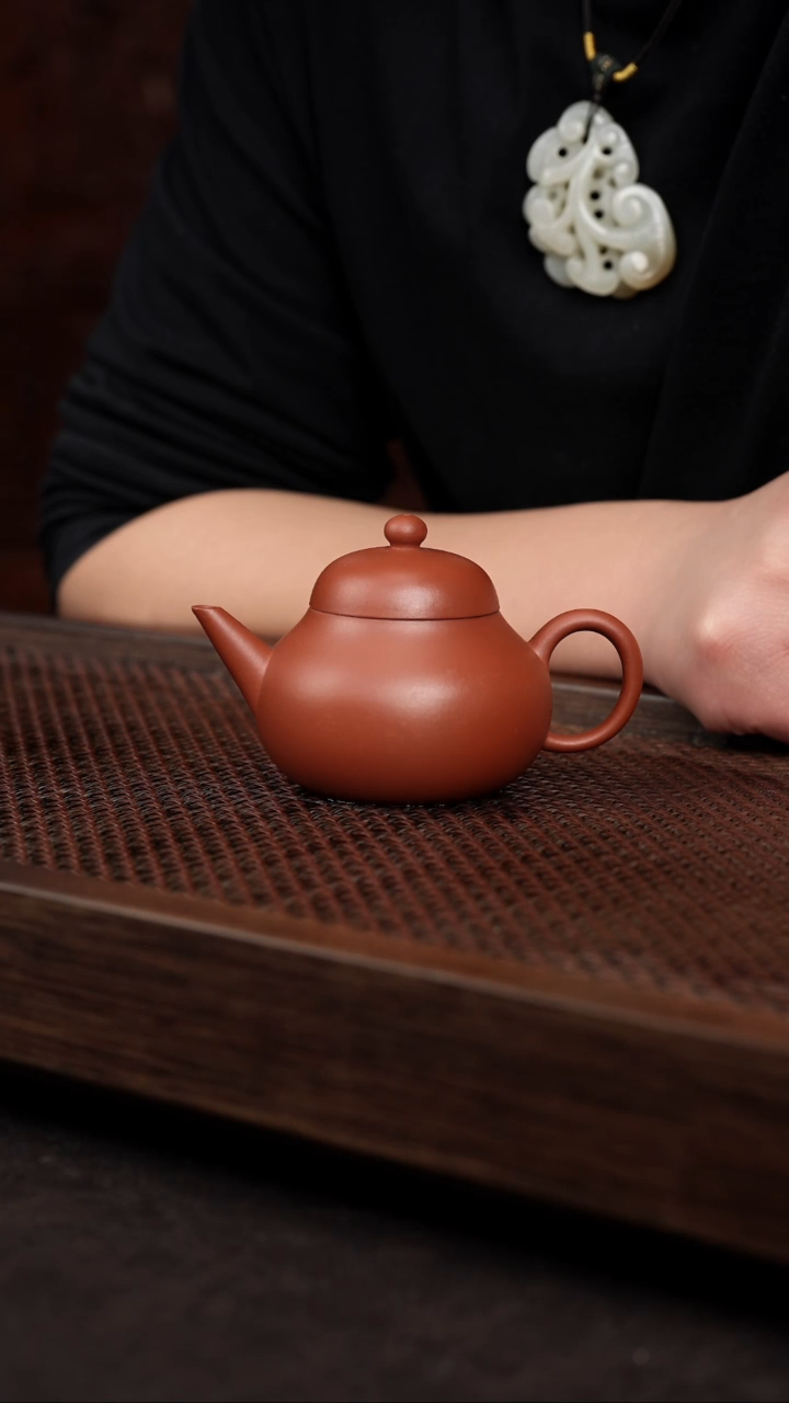 【闪购商品】紫砂茶壶朱泥梨式水平
