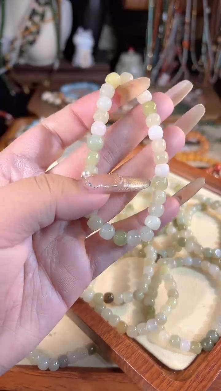 【闪购商品】和田玉手链未镶嵌多样性发货其一