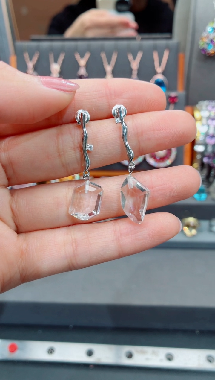 银S925镶嵌耳饰水晶水晶耳饰