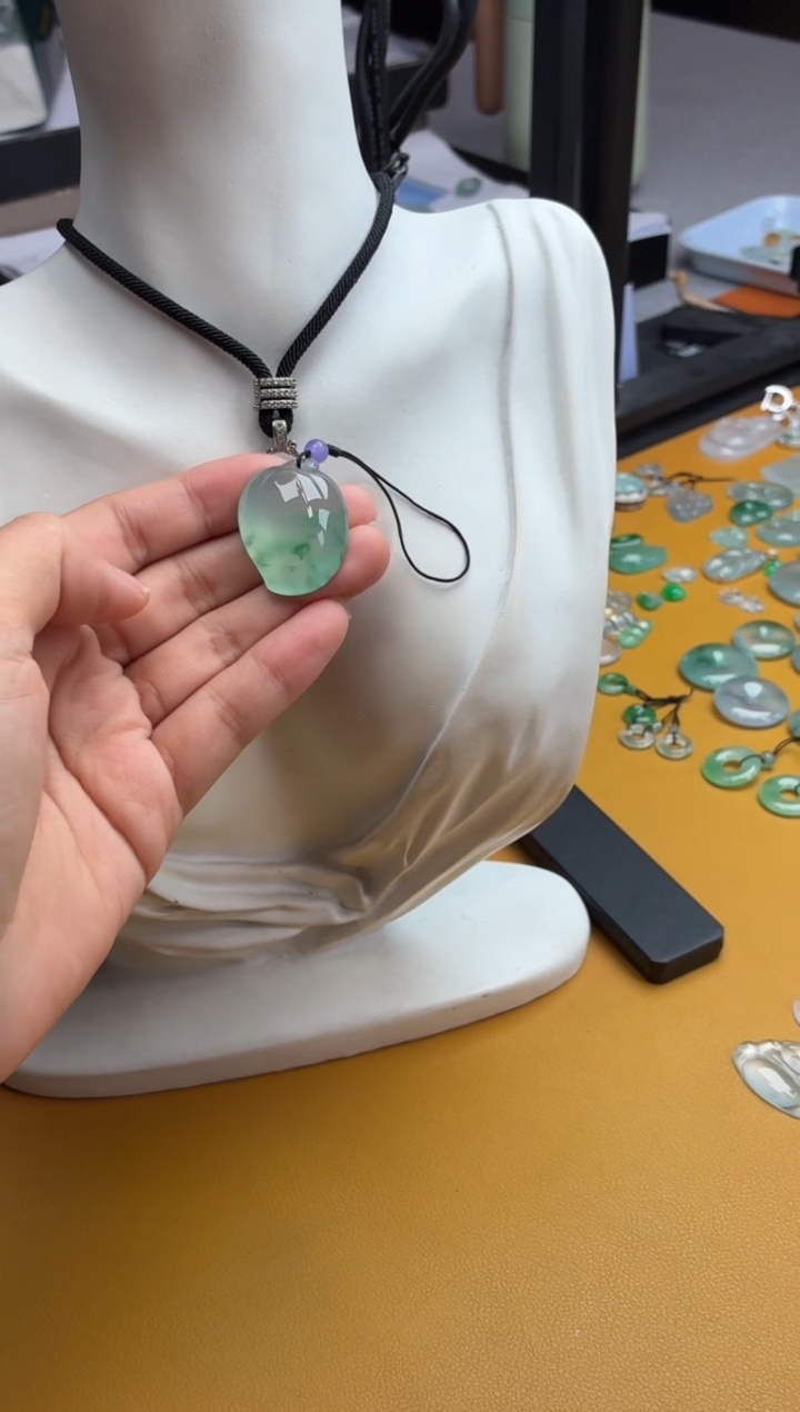 吊坠(不含链)未镶嵌翡翠10 桃子 28.9 22.6 11.5