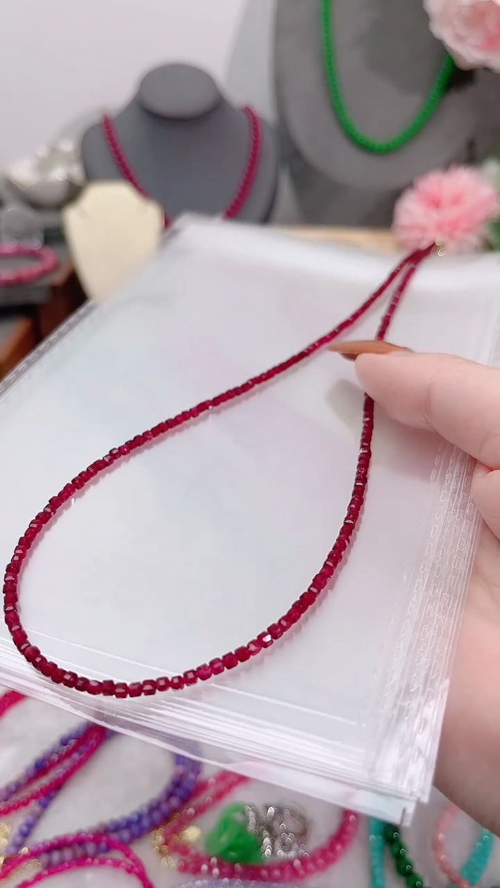 颈饰银S925镶嵌红宝石姨妈99