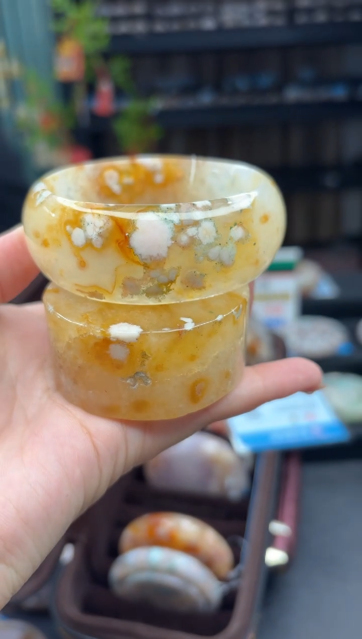 【闪购商品】石英质玉手镯未镶嵌136（59圈赠送镯心）