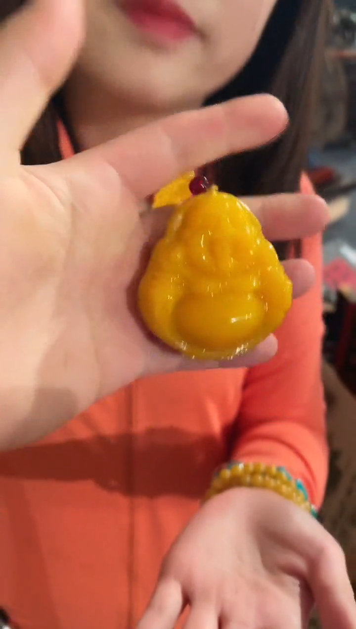 未镶嵌颈饰蜜蜡黄蜜弥