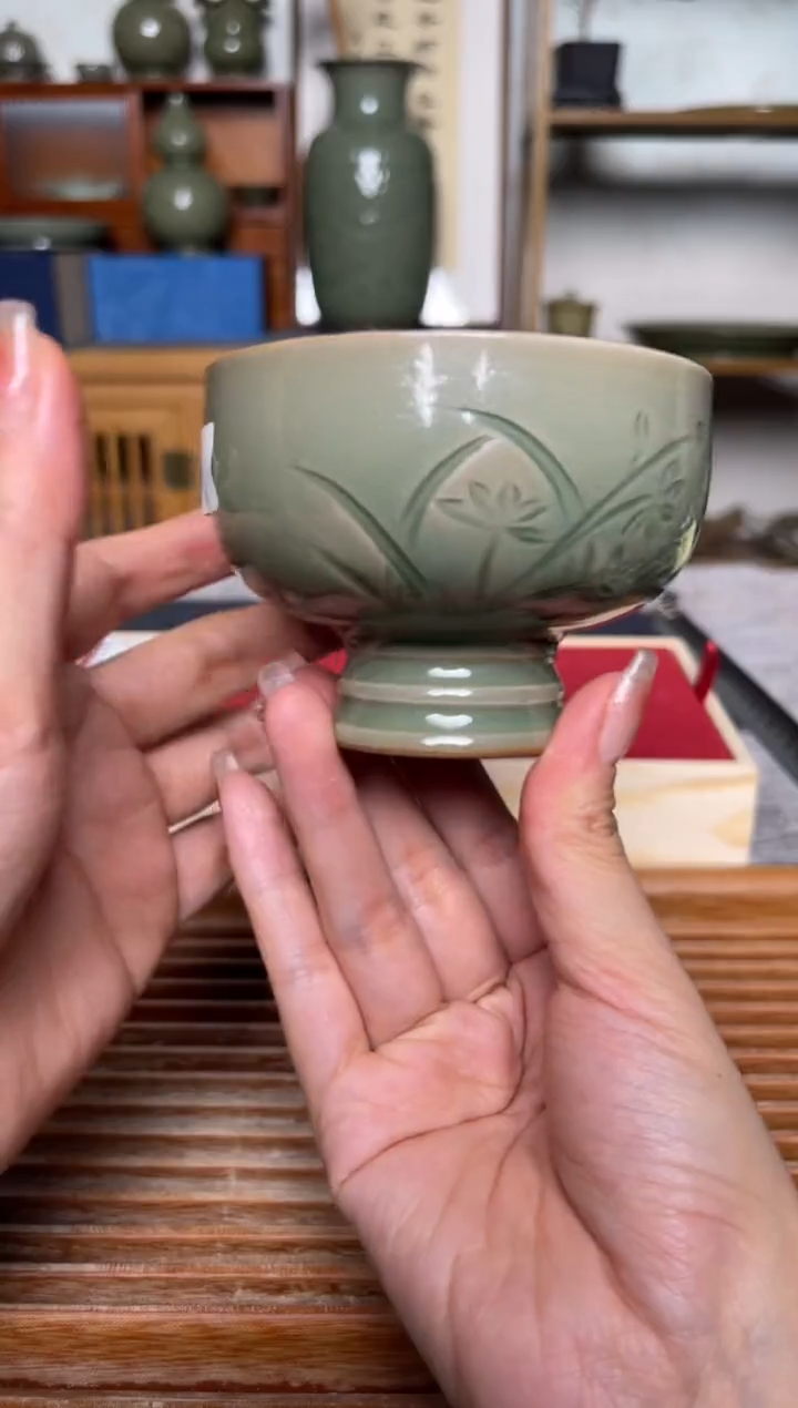 【闪购商品】其他王晓娜 纯手工秘色兰花高足杯