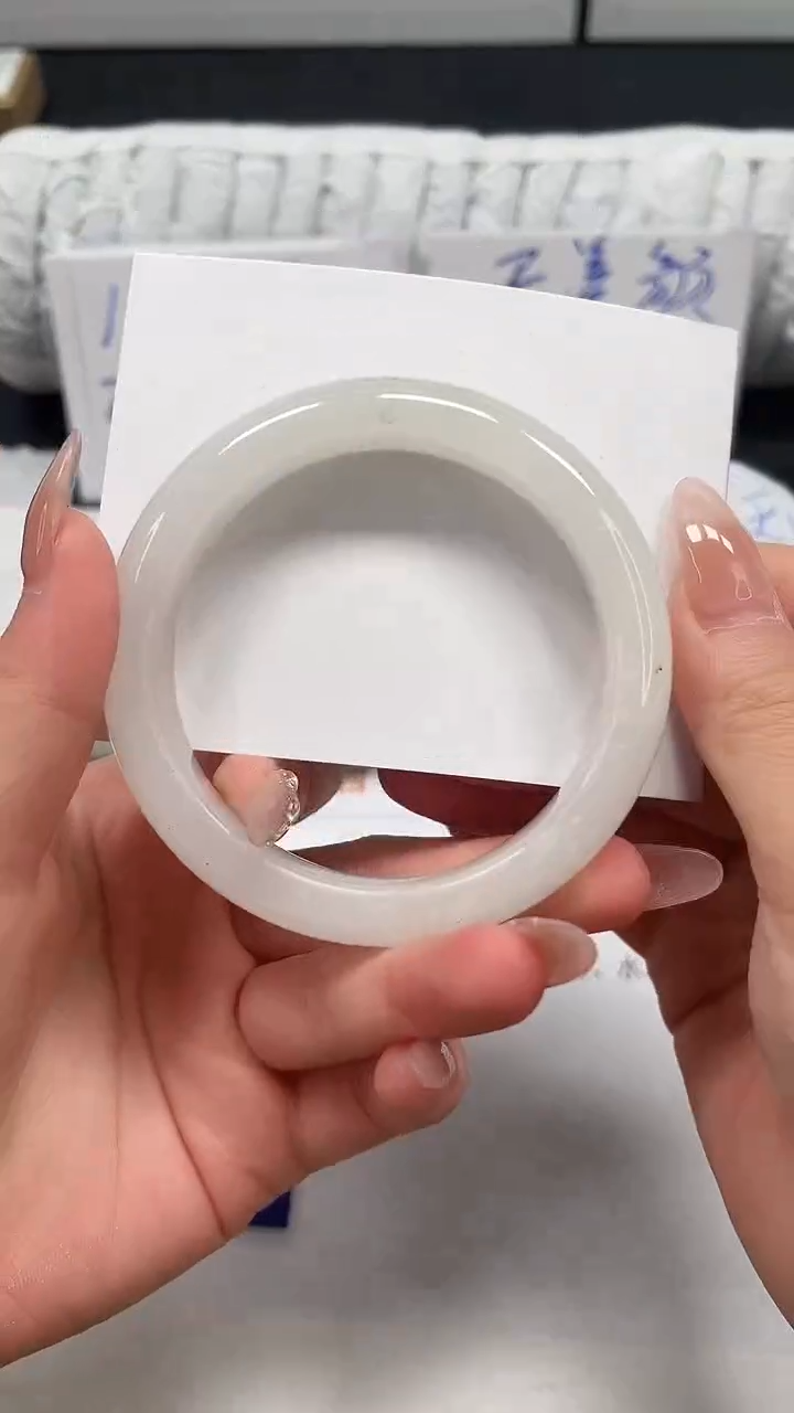 未镶嵌手镯石英质玉T97-57.9