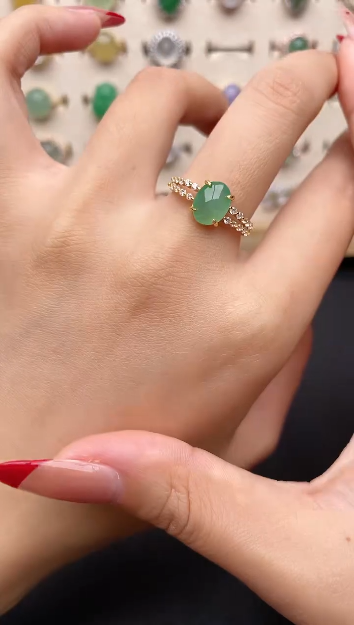 【闪购商品】翡翠戒指银S925镶嵌一物一证一礼盒