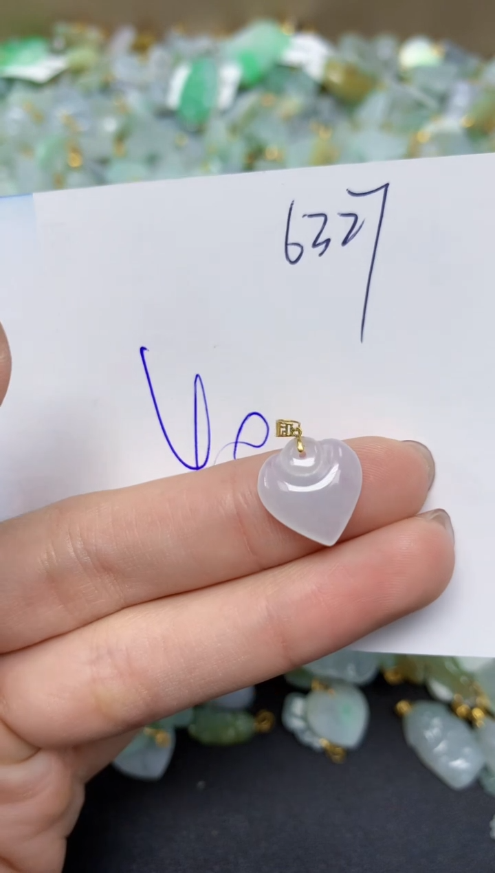 【闪购商品】翡翠颈饰18K金镶嵌天然翡翠A货