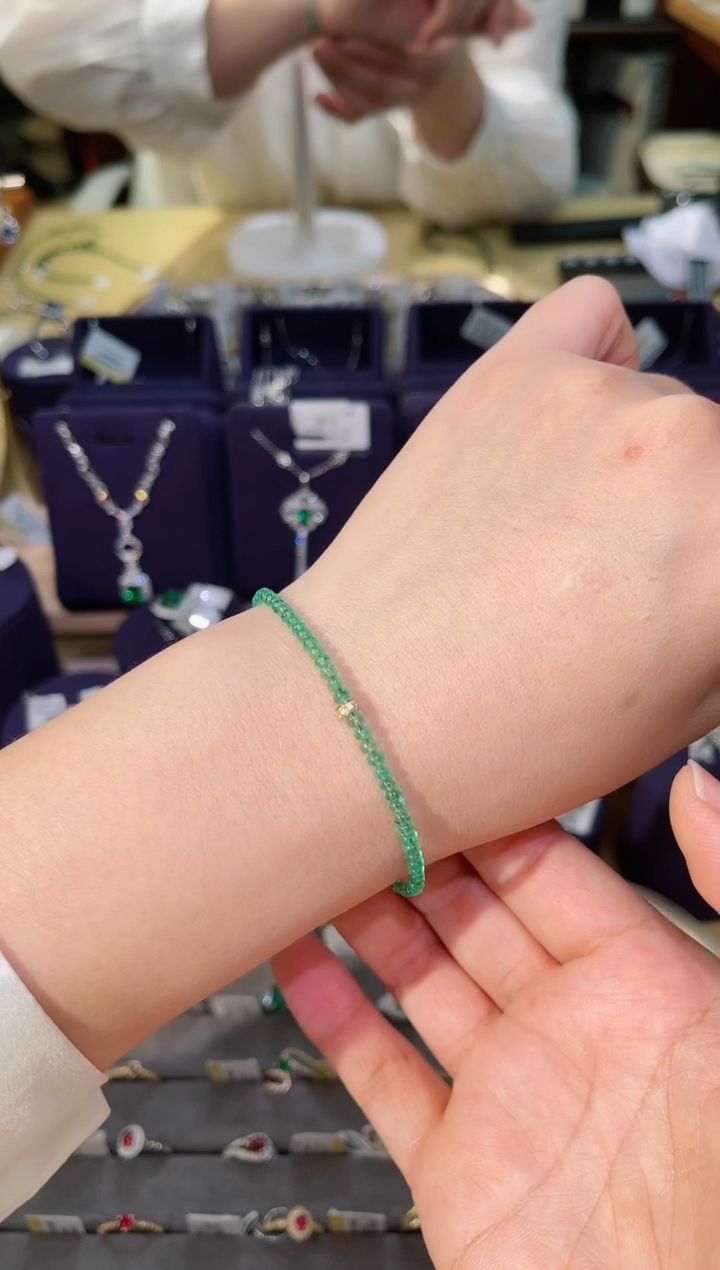 【闪购商品】祖母绿手链18K金镶嵌祖母绿手链