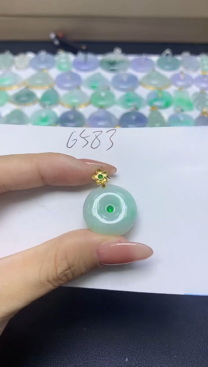 翡翠未镶嵌颈饰天然自然緬甸A貨翡翠