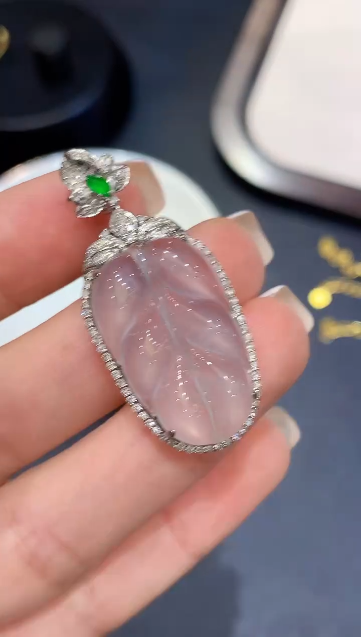 翡翠18K金镶嵌吊坠(不含链)AX多样性发其一