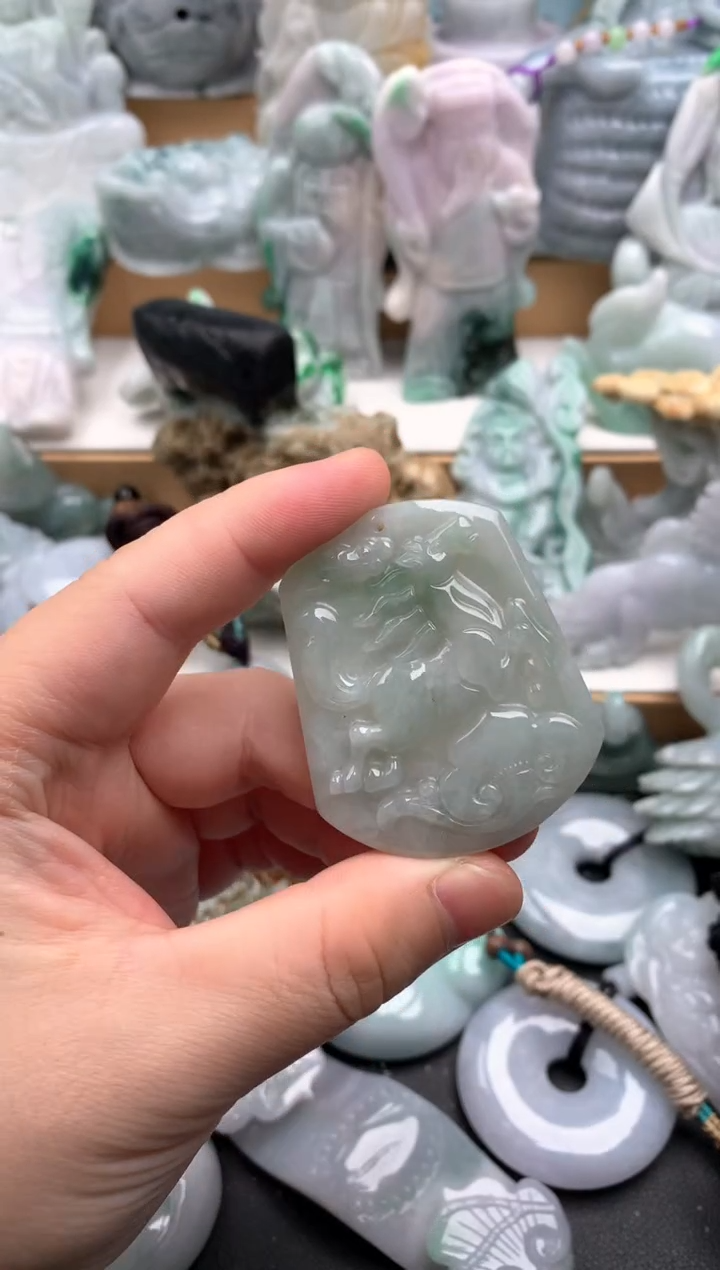 吊坠(不含链)未镶嵌翡翠1