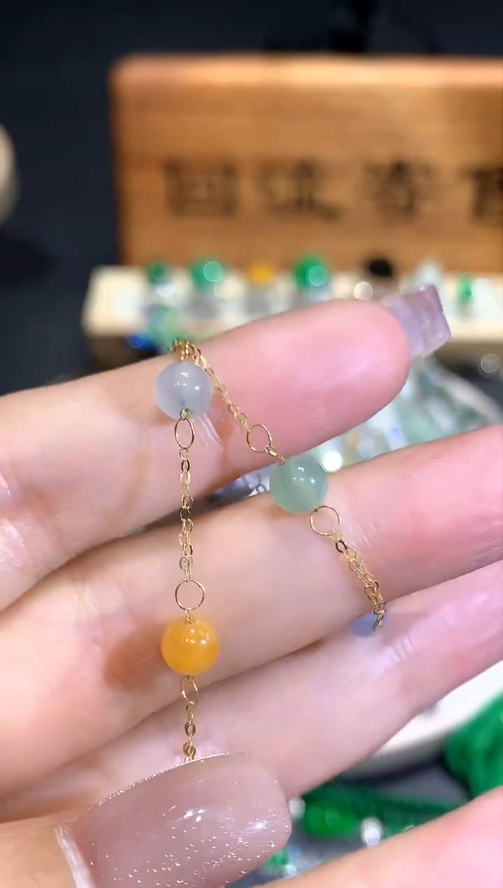 【闪购商品】翡翠颈饰18K金镶嵌团购