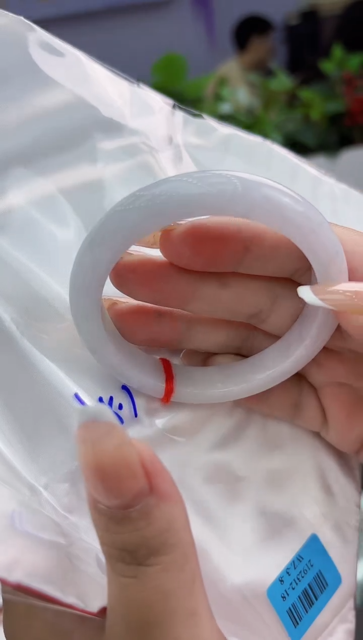 【闪购商品】翡翠手镯未镶嵌翡翠手镯