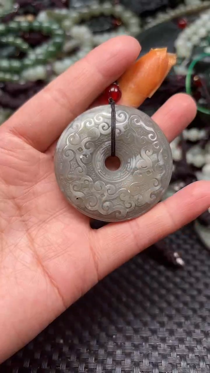 【闪购商品】和田玉颈饰未镶嵌1