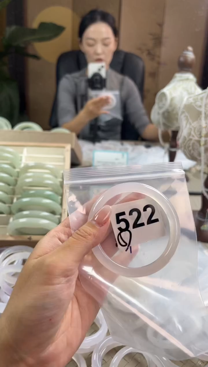 手镯玛瑙/玉髓未镶嵌522