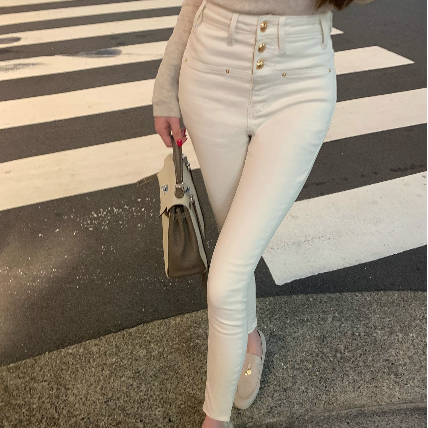 韩女小脚裤高腰金扣加绒牛仔裤女2025冬季百搭显瘦九分小脚裤子