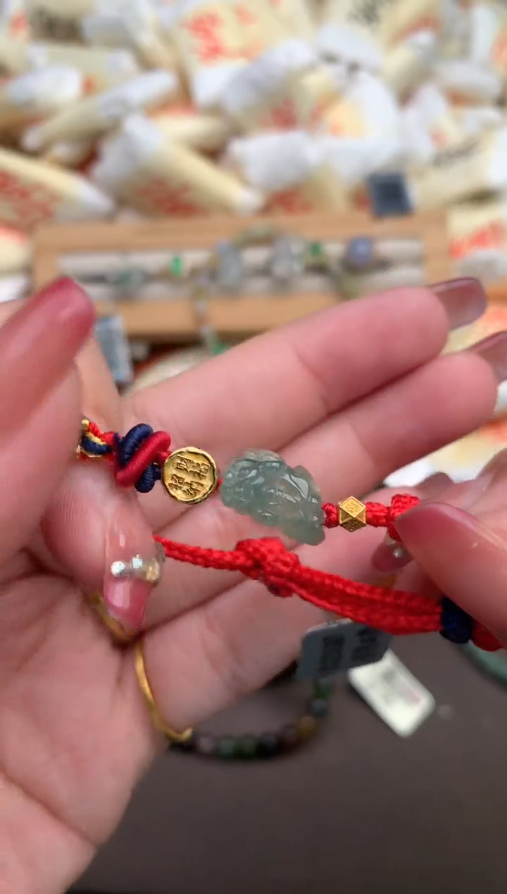 未镶嵌手绳翡翠—