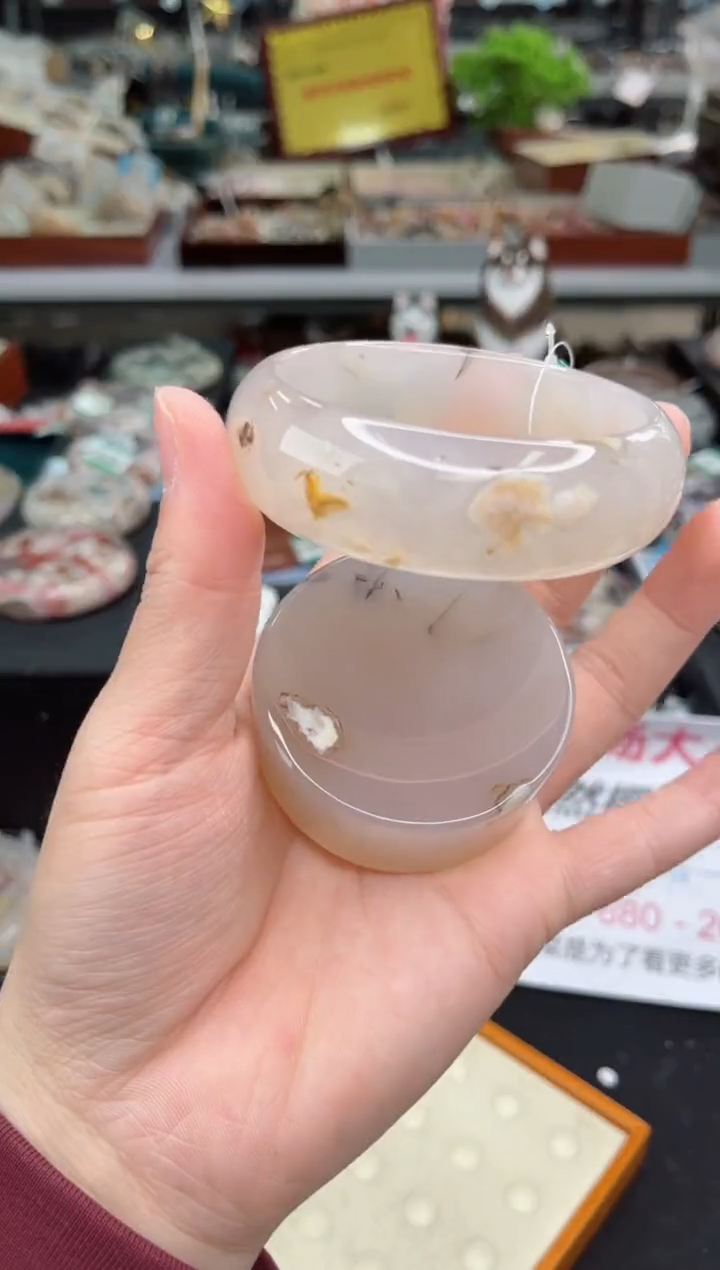 【闪购商品】石英质玉手镯未镶嵌59圈口（赠品镯心）3656277