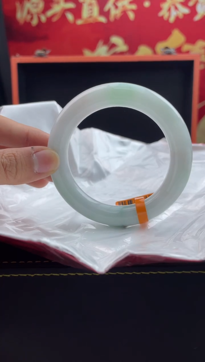 【闪购商品】翡翠手镯未镶嵌12翡翠手镯