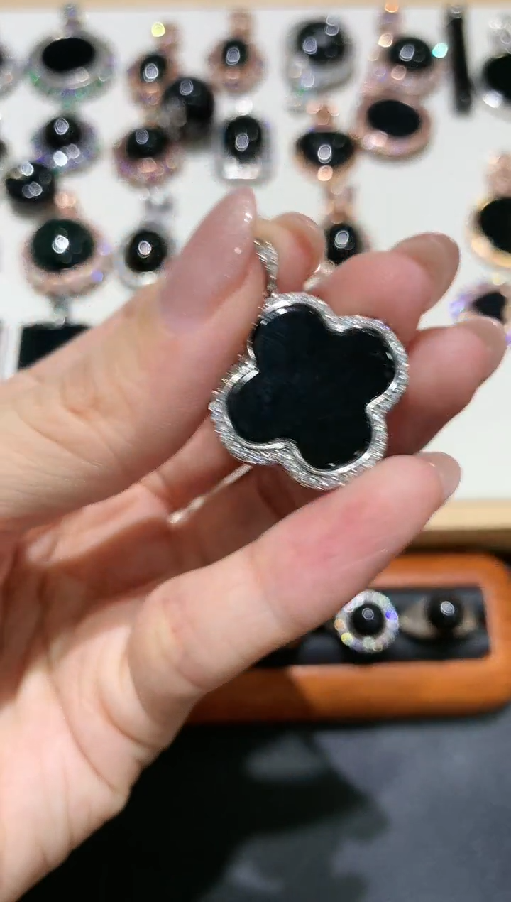 翡翠银S925镶嵌吊坠(不含链)14多人多样性随机发货1件