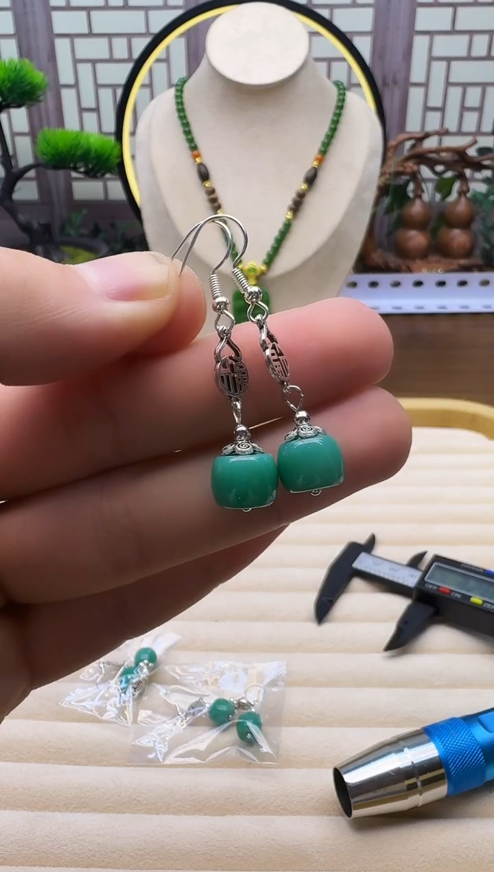 银S925镶嵌耳饰玛瑙/玉髓E104       