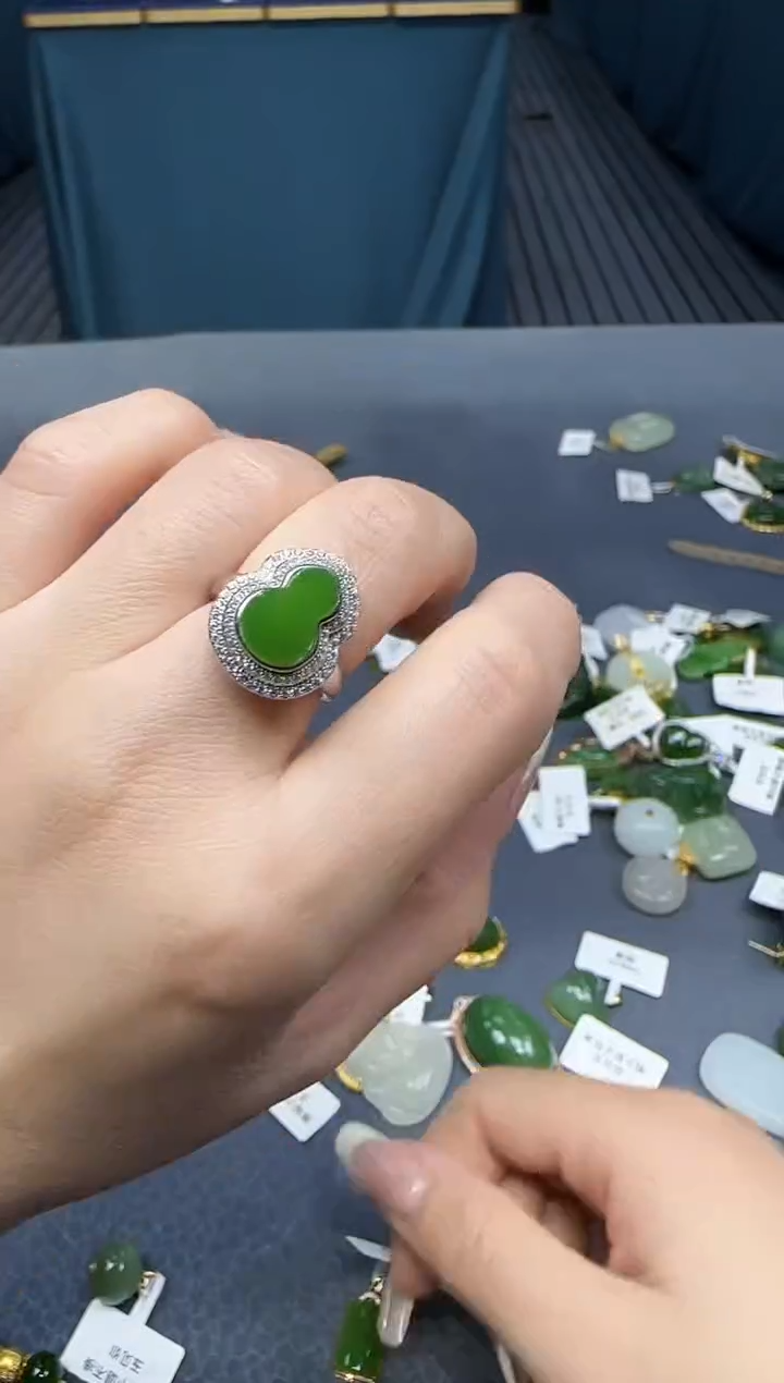 【闪购商品】和田玉戒指银S925镶嵌1