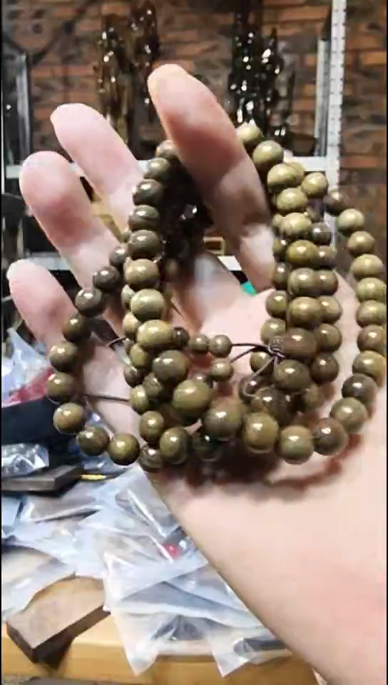 金丝楠0.8阴沉绿多圈