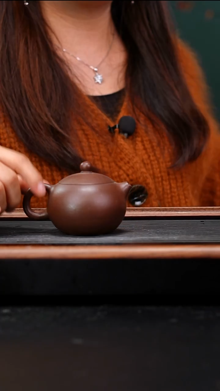 茶壶紫砂石黄龙血砂西施150