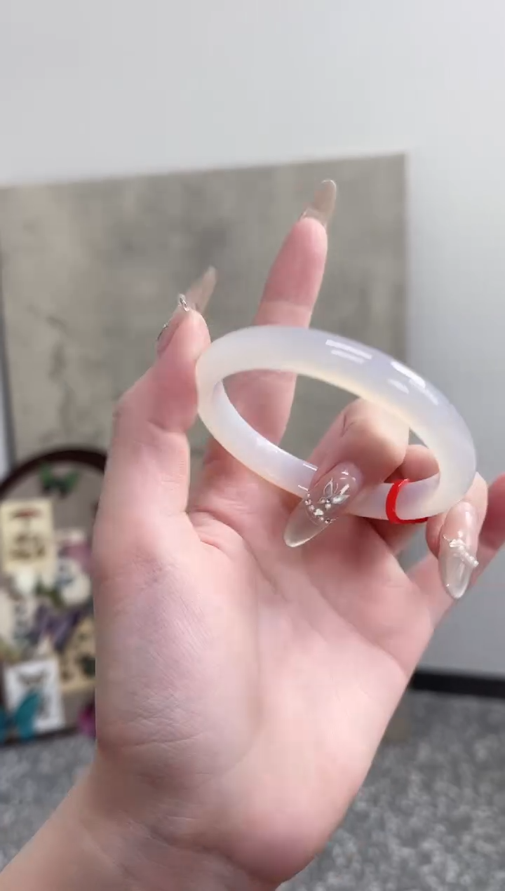 【闪购商品】玛瑙/玉髓手镯未镶嵌56圈 需要包容