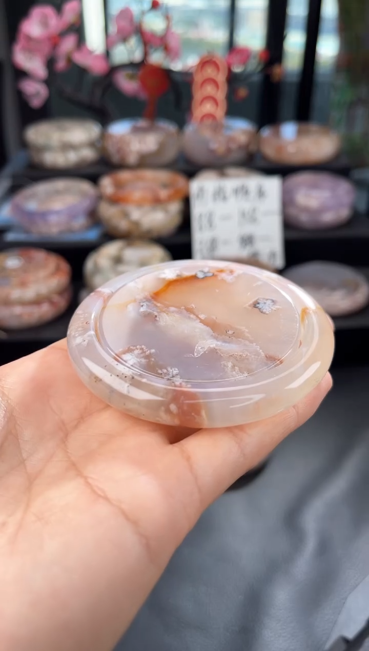 【闪购商品】石英质玉手镯未镶嵌58