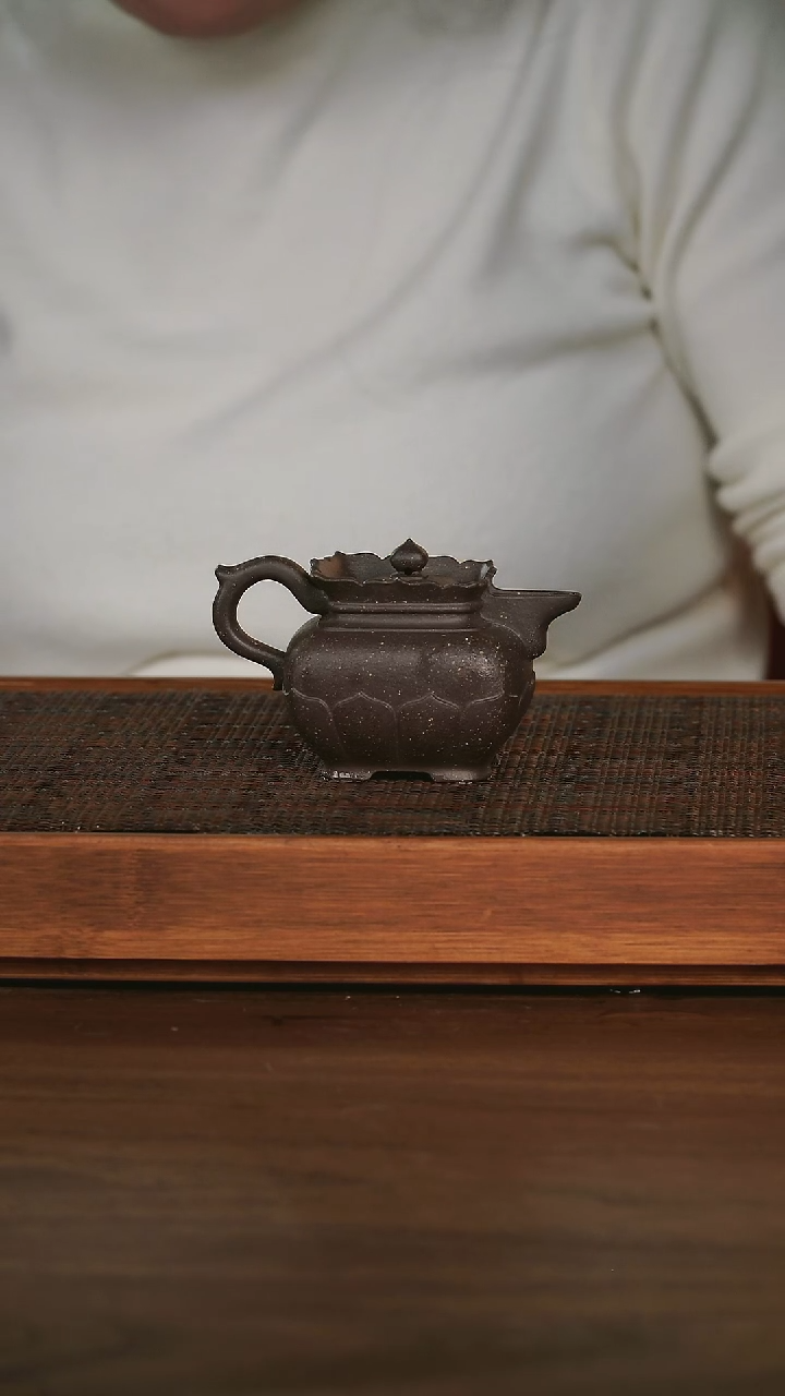 【闪购商品】紫砂茶壶 僧帽 老天青 10cc