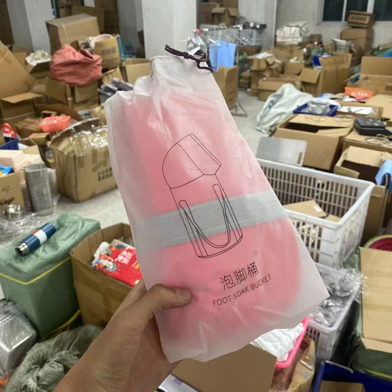 【季节限定】颜色不挑便携泡脚桶1个【汤姆福利专场】