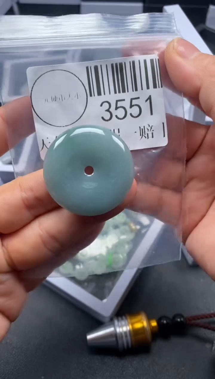 吊坠(不含链)未镶嵌翡翠3551