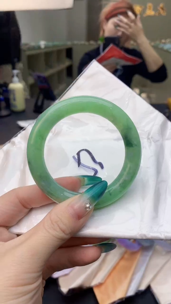 【闪购商品】翡翠手镯未镶嵌0129062464