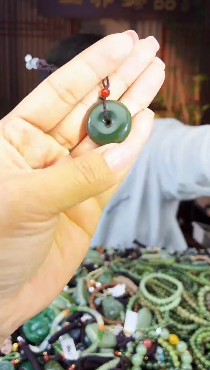 颈饰未镶嵌和田玉多样性发货拍一发一