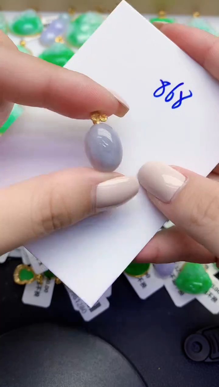 颈饰未镶嵌翡翠缅甸天然翡翠A货