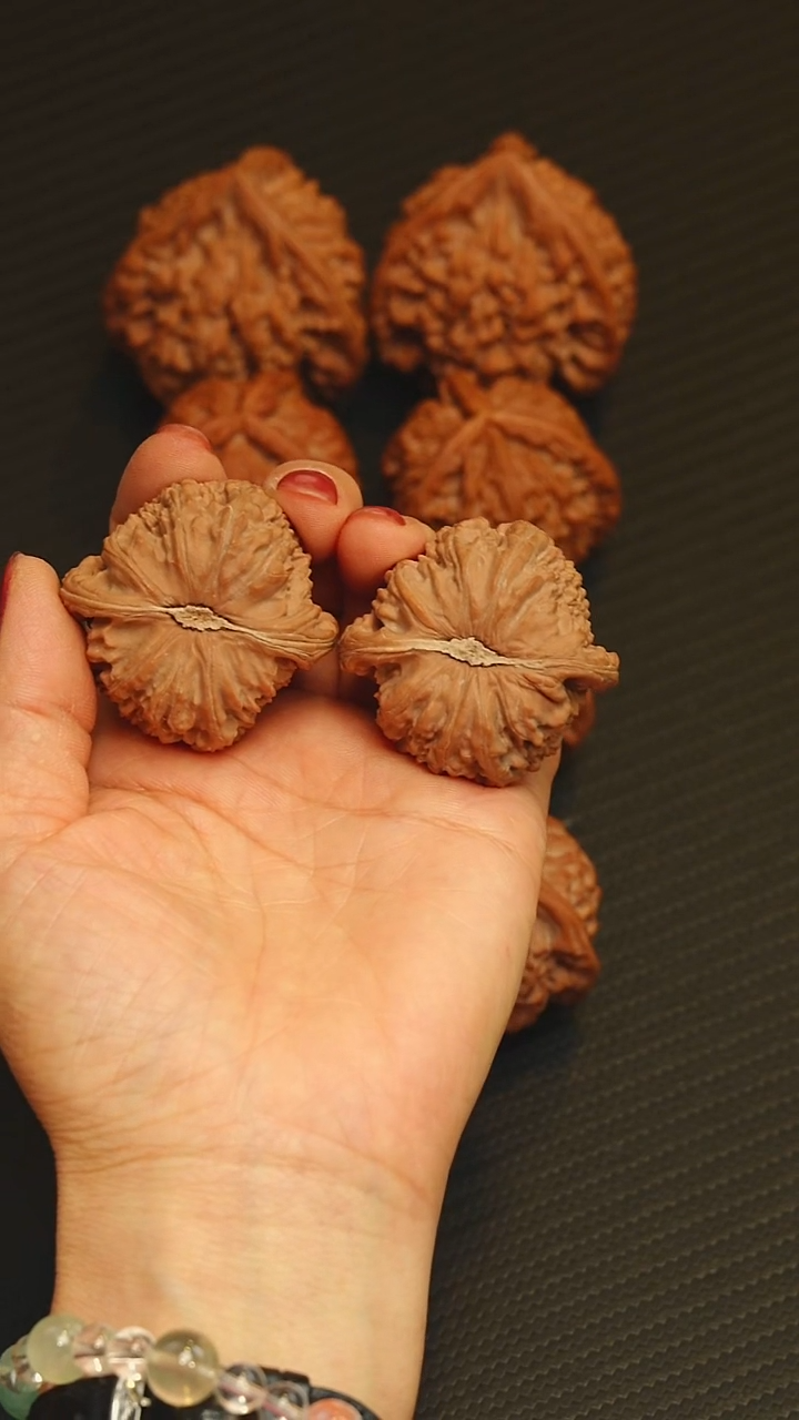 吊坠文玩核桃且*43 白狮子球白