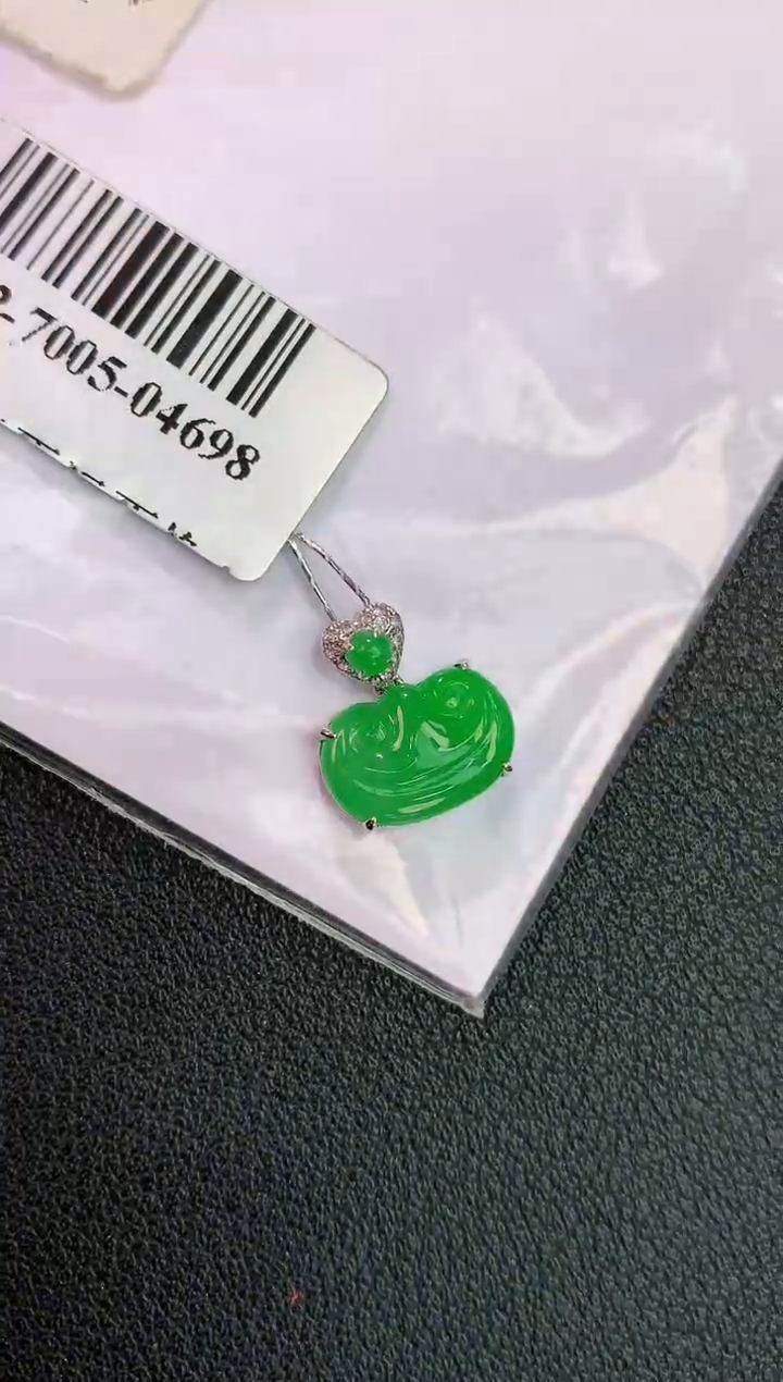 颈饰18K金镶嵌翡翠赠礼盒证书 麦麦