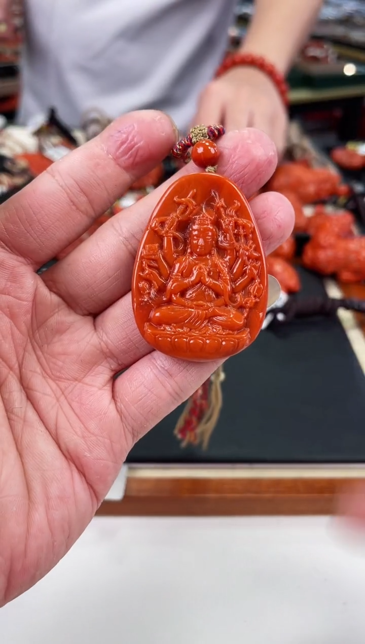 【闪购商品】南红玛瑙吊坠未镶嵌一个/条