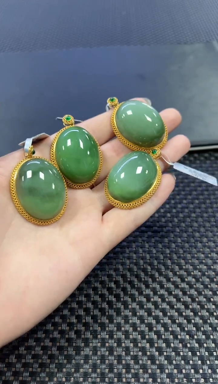 和田玉18K金镶嵌颈饰（多样性发一件）0162